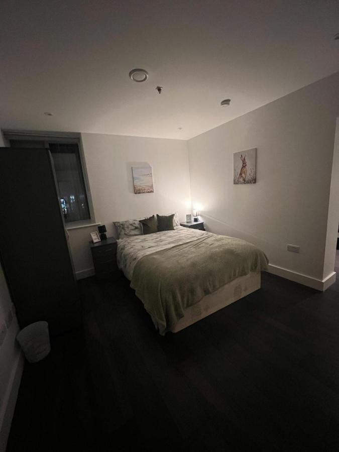 Apartment Spacious Sleep 7 Flat 20 Mins Bp65